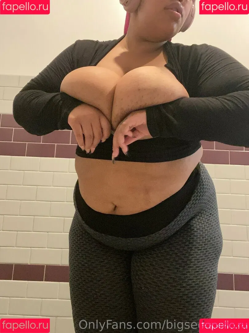 bigseeeeeexxy / bigseeeeexxy Onlyfans Photo Gallery 
