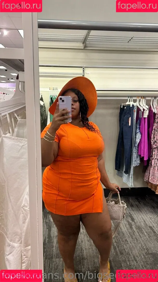 bigseeeeeexxy / bigseeeeexxy Onlyfans Photo Gallery 