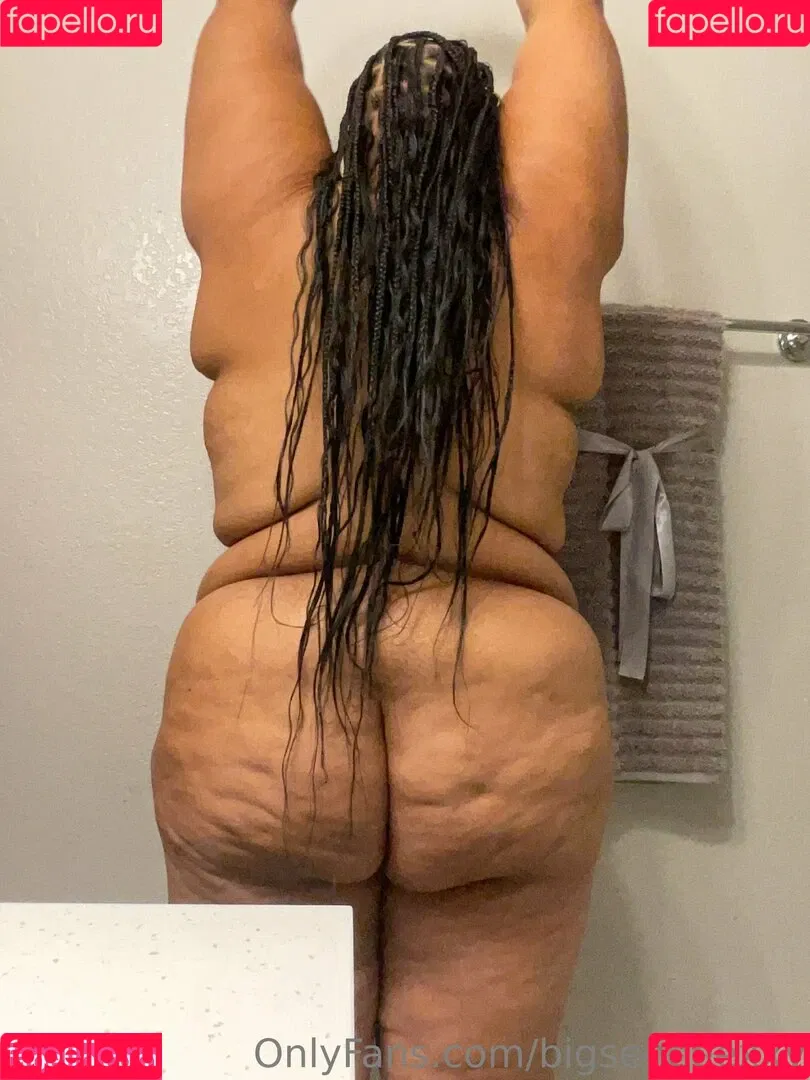 bigseeeeeexxy / bigseeeeexxy Onlyfans Photo Gallery 
