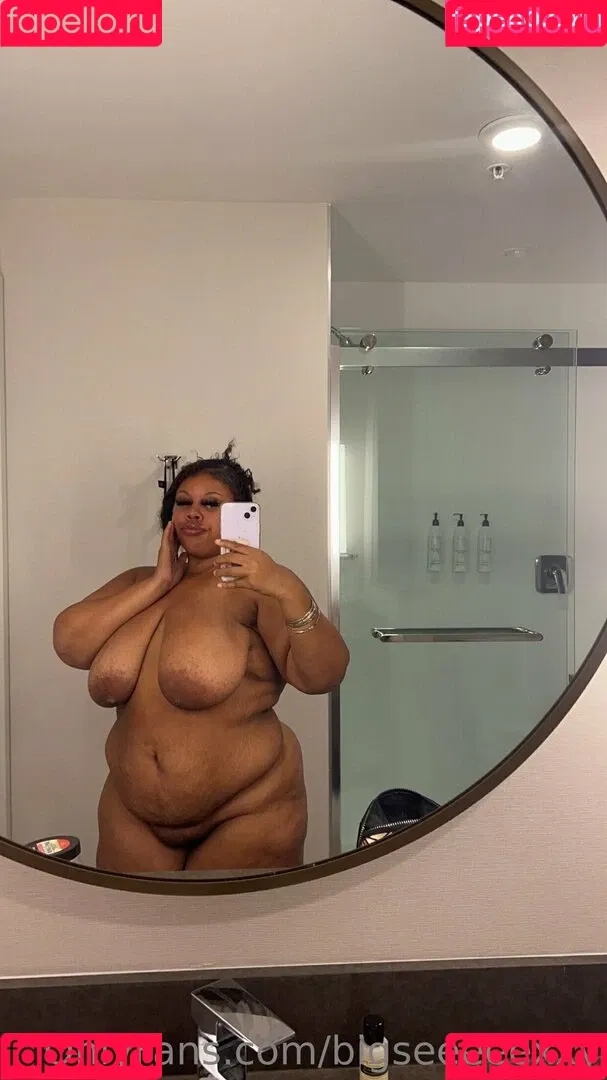 bigseeeeeexxy / bigseeeeexxy Onlyfans Photo Gallery 