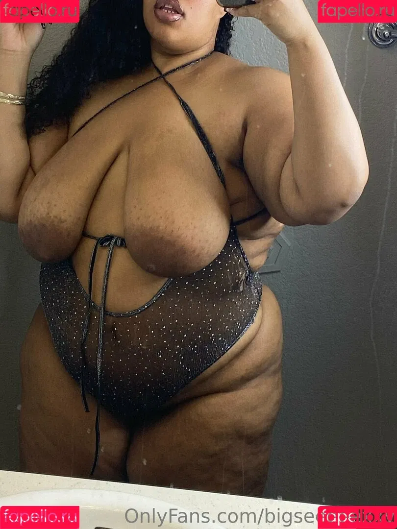 bigseeeeeexxy / bigseeeeexxy Onlyfans Photo Gallery 