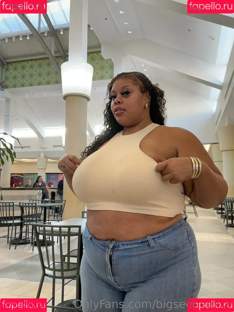 bigseeeeeexxy / bigseeeeexxy Onlyfans Photo Gallery 