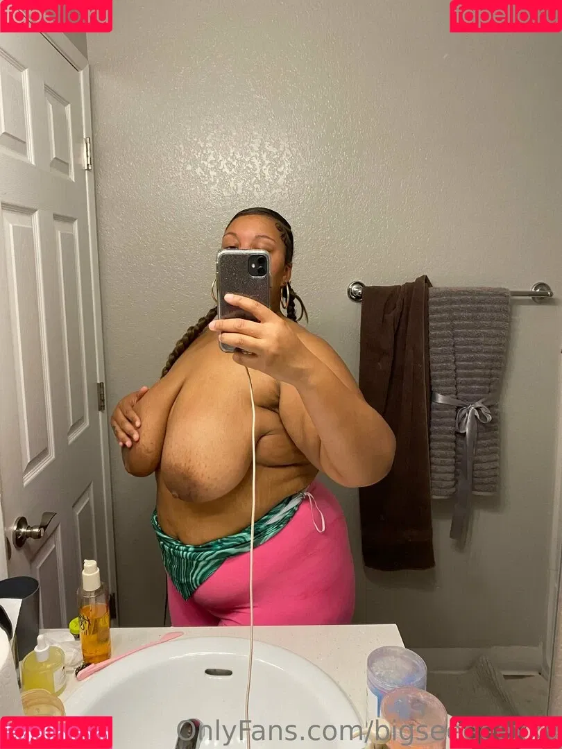 bigseeeeeexxy / bigseeeeexxy Onlyfans Photo Gallery 