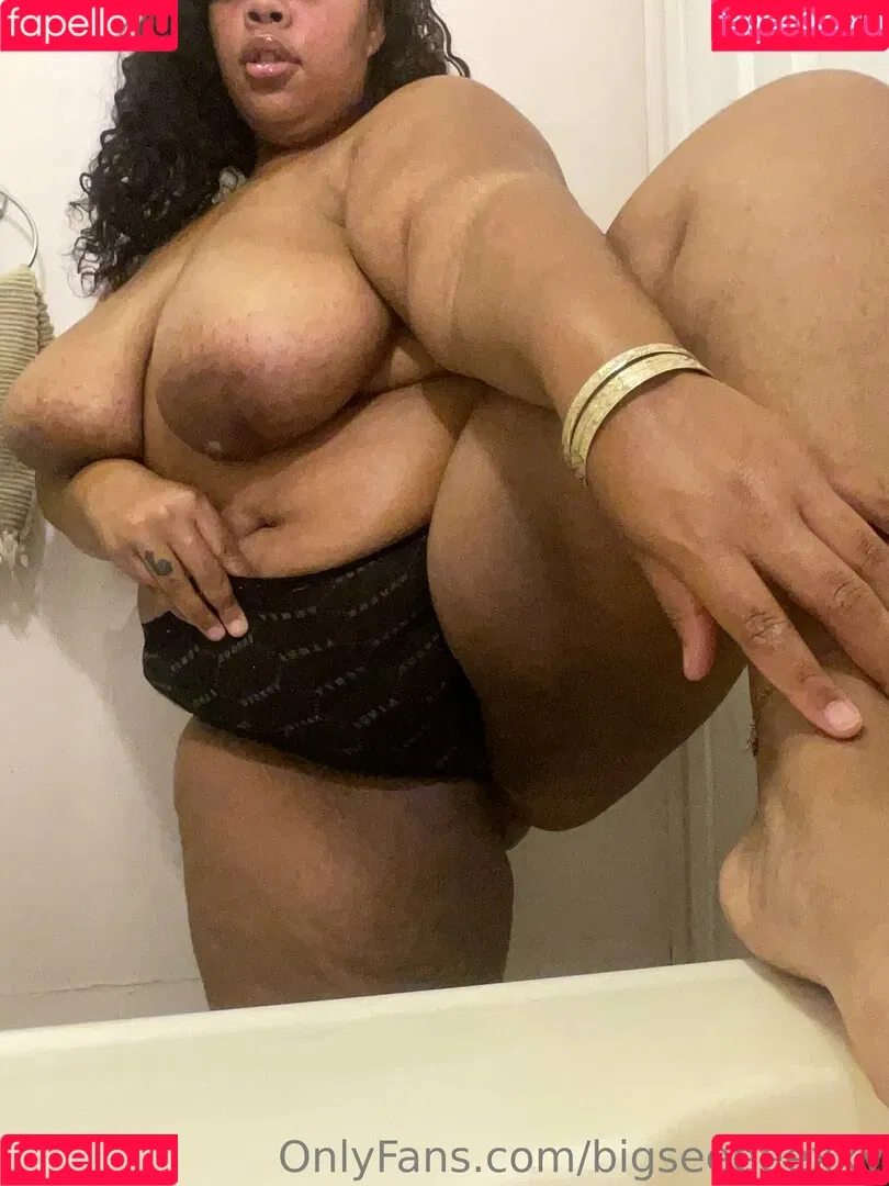 bigseeeeeexxy / bigseeeeexxy Onlyfans Photo Gallery 