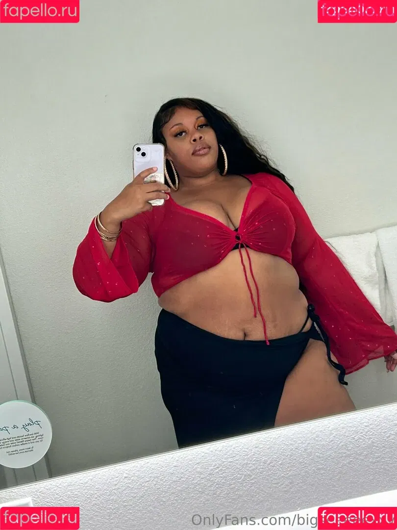bigseeeeeexxy / bigseeeeexxy Onlyfans Photo Gallery 