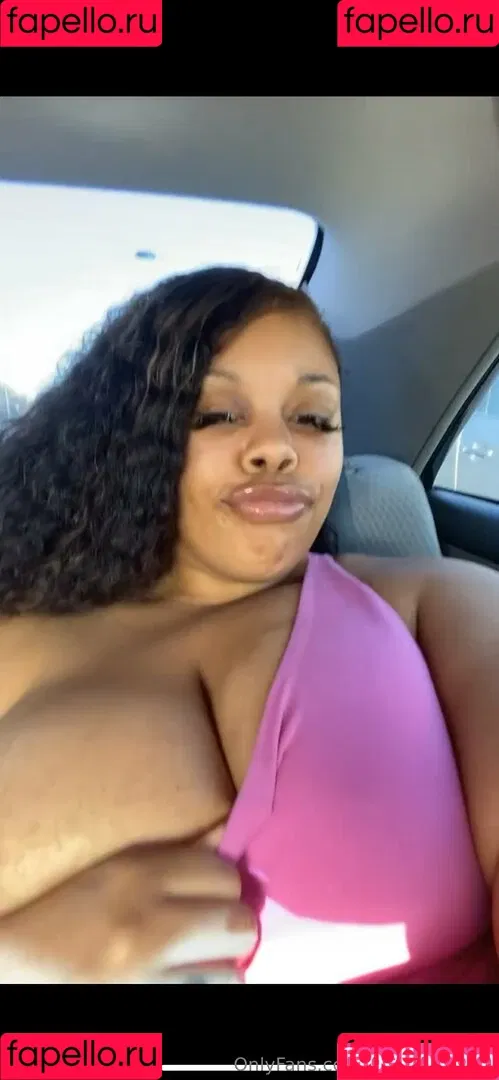 bigseeeeeexxy / bigseeeeexxy Onlyfans Photo Gallery 