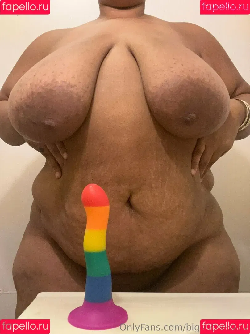 bigseeeeeexxy / bigseeeeexxy Onlyfans Photo Gallery 