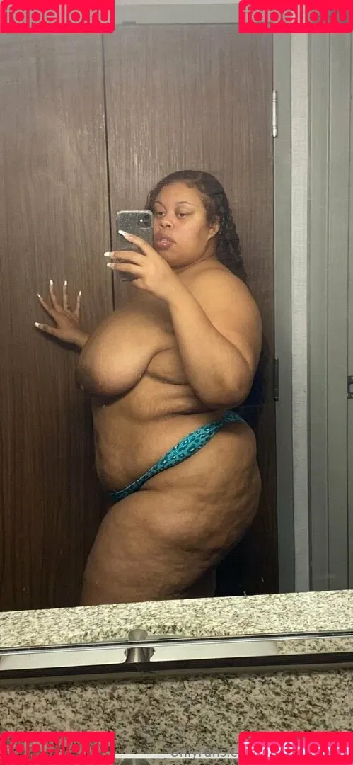 bigseeeeeexxy / bigseeeeexxy Onlyfans Photo Gallery 