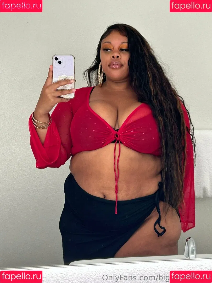 bigseeeeeexxy / bigseeeeexxy Onlyfans Photo Gallery 