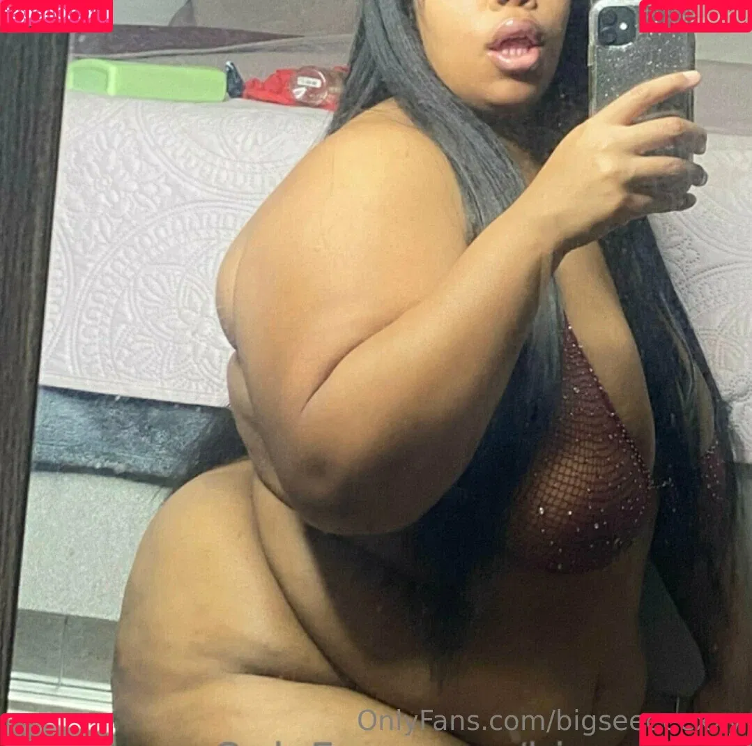 bigseeeeeexxy / bigseeeeexxy Onlyfans Photo Gallery 