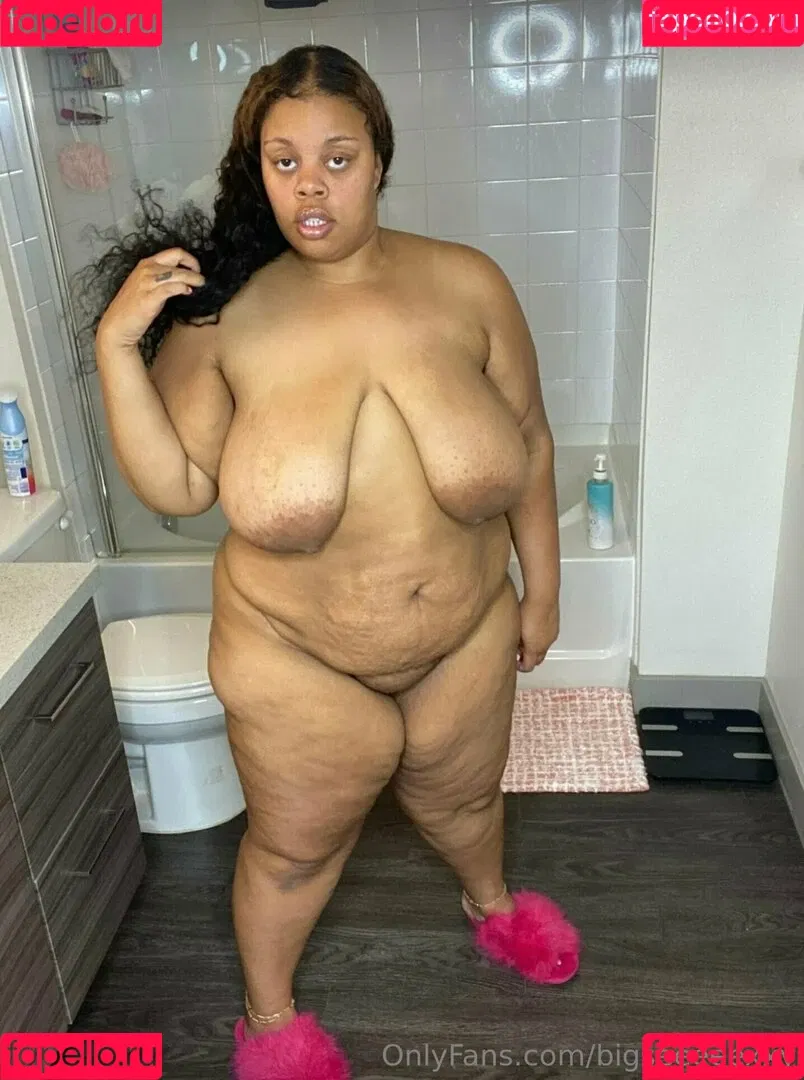 bigseeeeeexxy / bigseeeeexxy Onlyfans Photo Gallery 