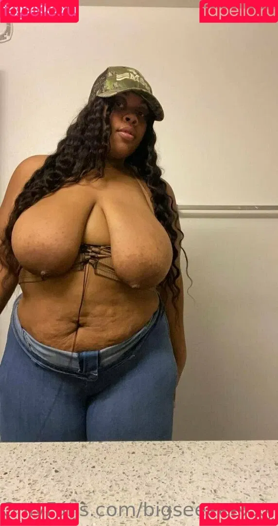 bigseeeeeexxy / bigseeeeexxy Onlyfans Photo Gallery 