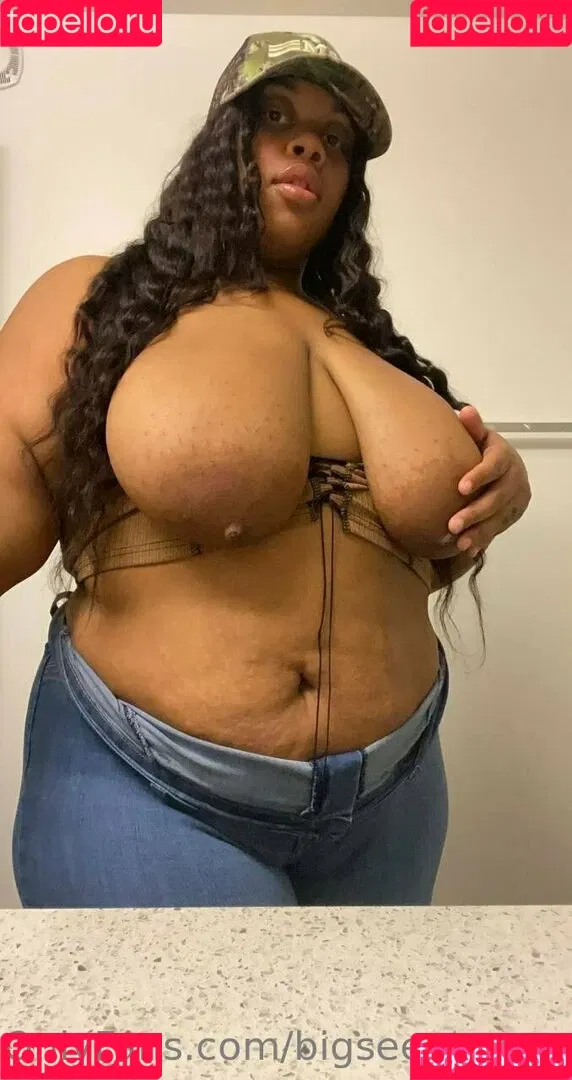 bigseeeeeexxy / bigseeeeexxy Onlyfans Photo Gallery 