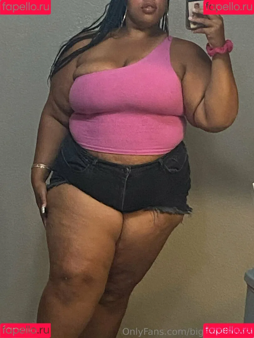 bigseeeeeexxy / bigseeeeexxy Onlyfans Photo Gallery 