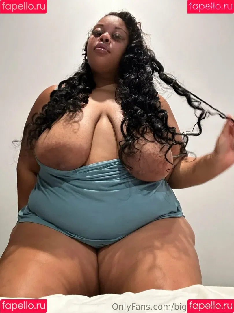 bigseeeeeexxy / bigseeeeexxy Onlyfans Photo Gallery 