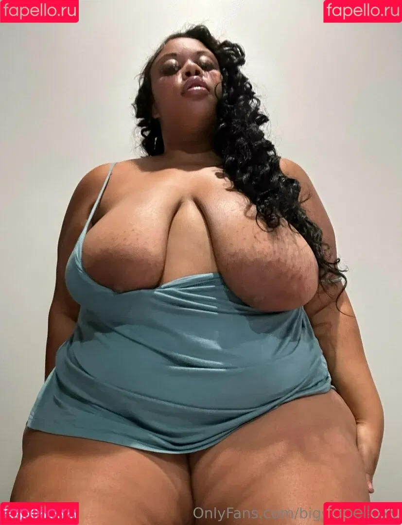 bigseeeeeexxy / bigseeeeexxy Onlyfans Photo Gallery 
