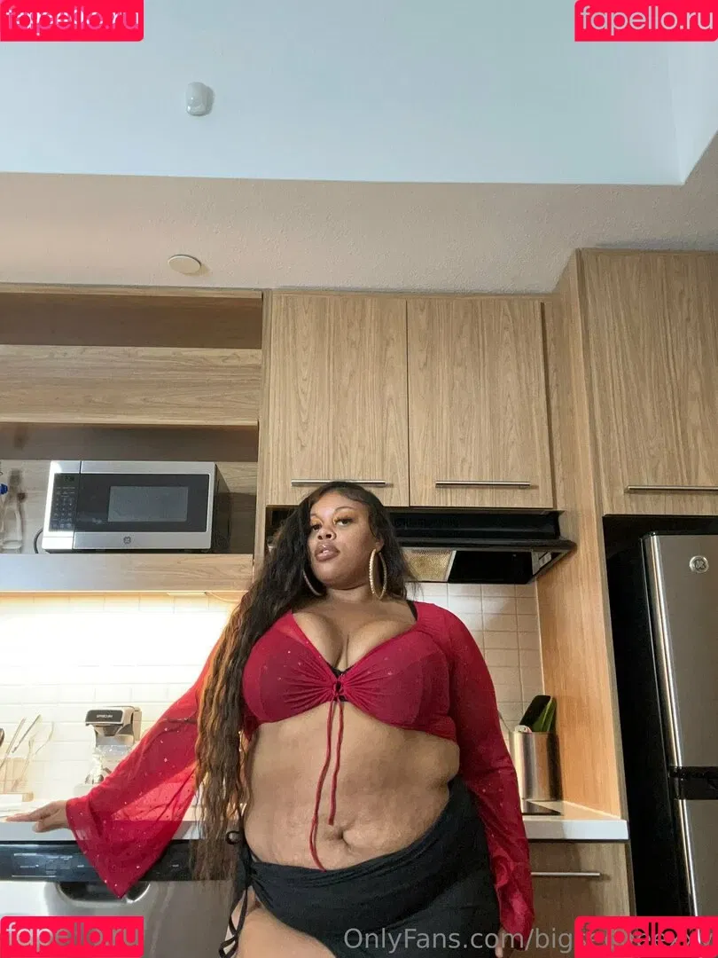 bigseeeeeexxy / bigseeeeexxy Onlyfans Photo Gallery 