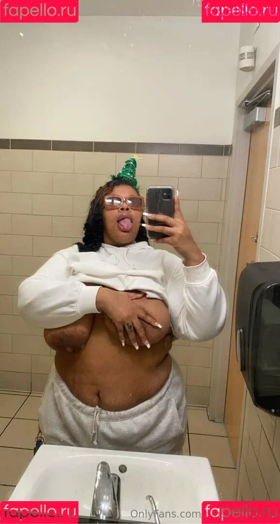 bigseeeeeexxy / bigseeeeexxy Onlyfans Photo Gallery 