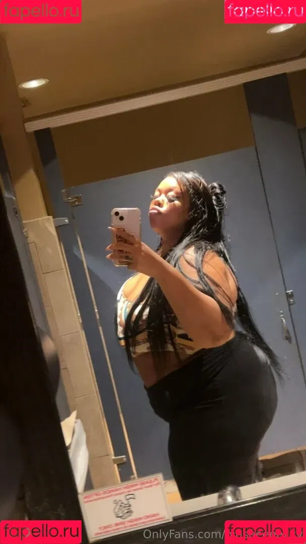bigseeeeeexxy / bigseeeeexxy Onlyfans Photo Gallery 