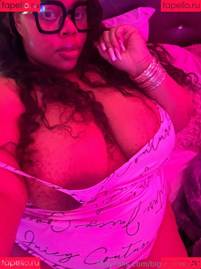 bigseeeeeexxy / bigseeeeexxy Onlyfans Photo Gallery 