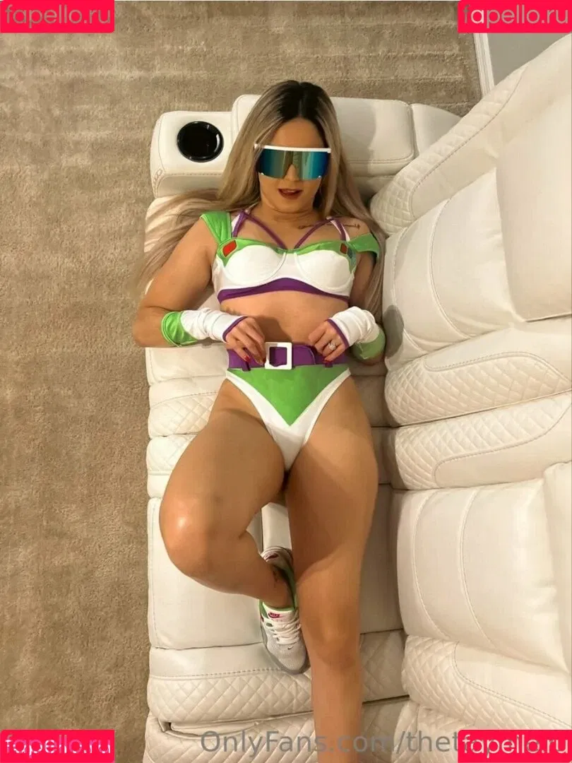 Tay Conti / Taynara Melo / tayconti_ Onlyfans Photo Gallery 