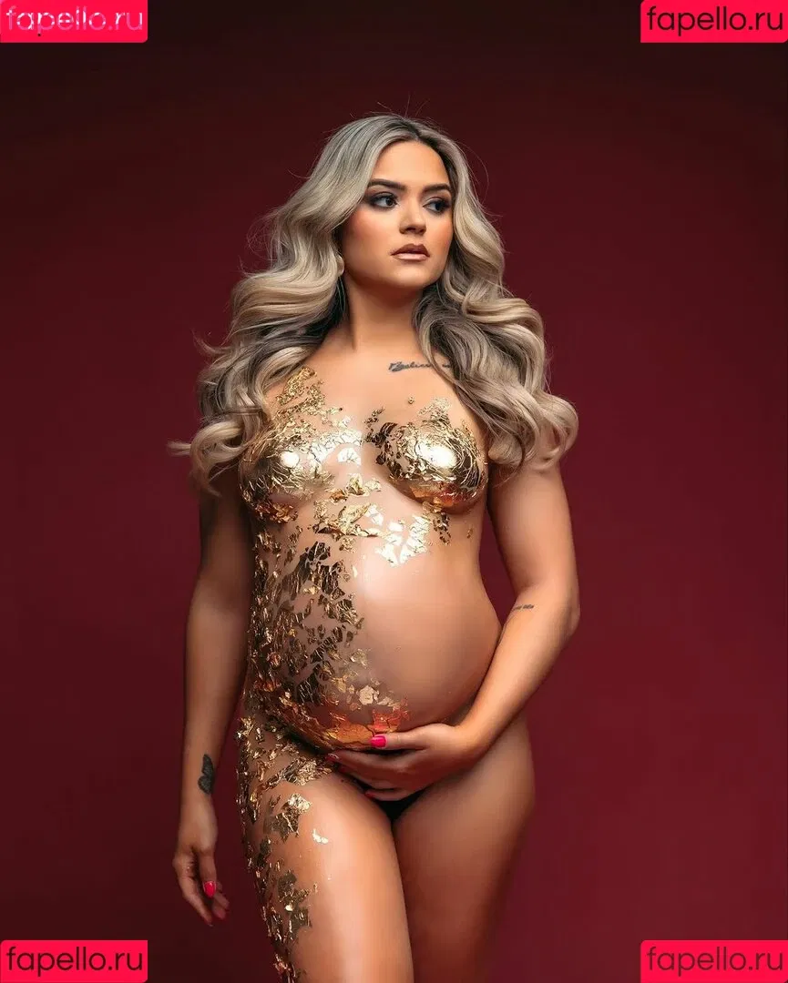 Tay Conti / Taynara Melo / tayconti_ Onlyfans Photo Gallery 