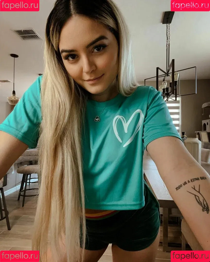 Tay Conti / Taynara Melo / tayconti_ Onlyfans Photo Gallery 