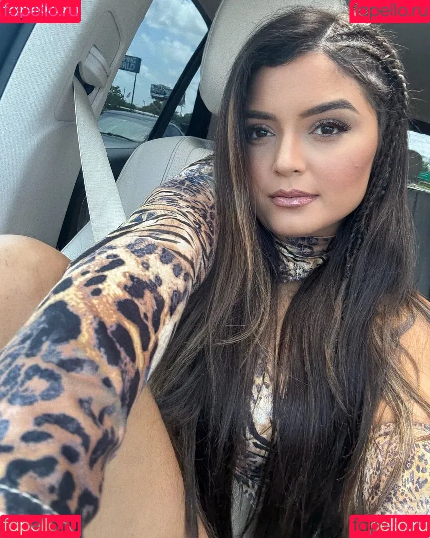 Tay Conti / Taynara Melo / tayconti_ Onlyfans Photo Gallery 