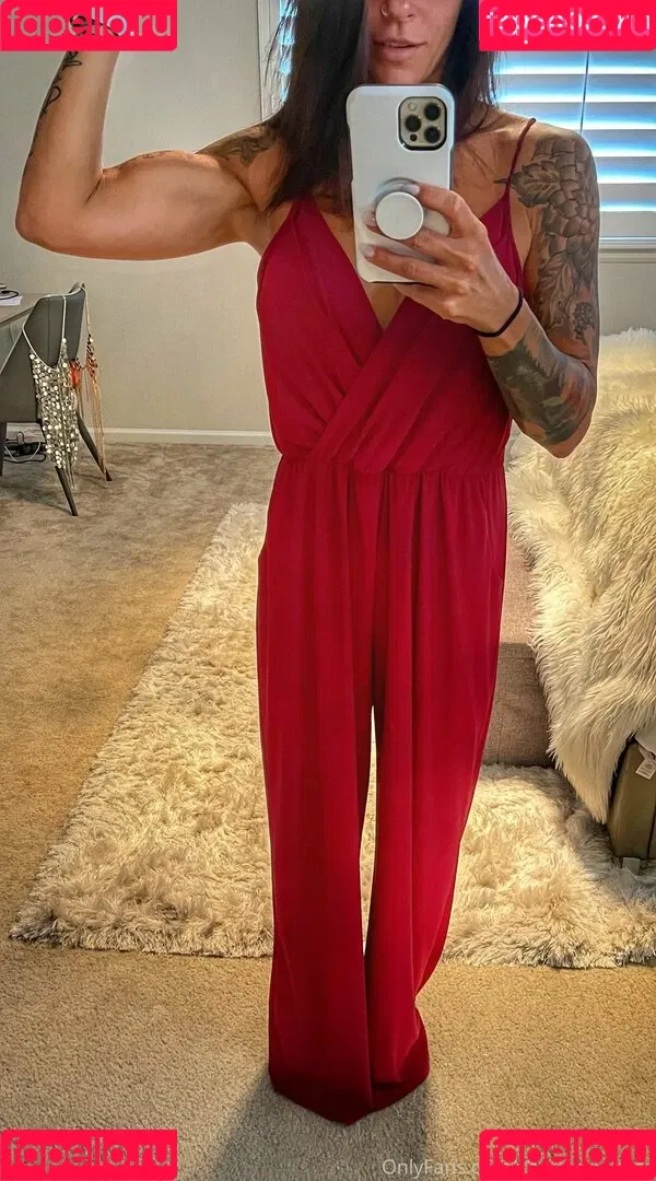 charleexxxrose / piercedpussy_char Onlyfans Photo Gallery 