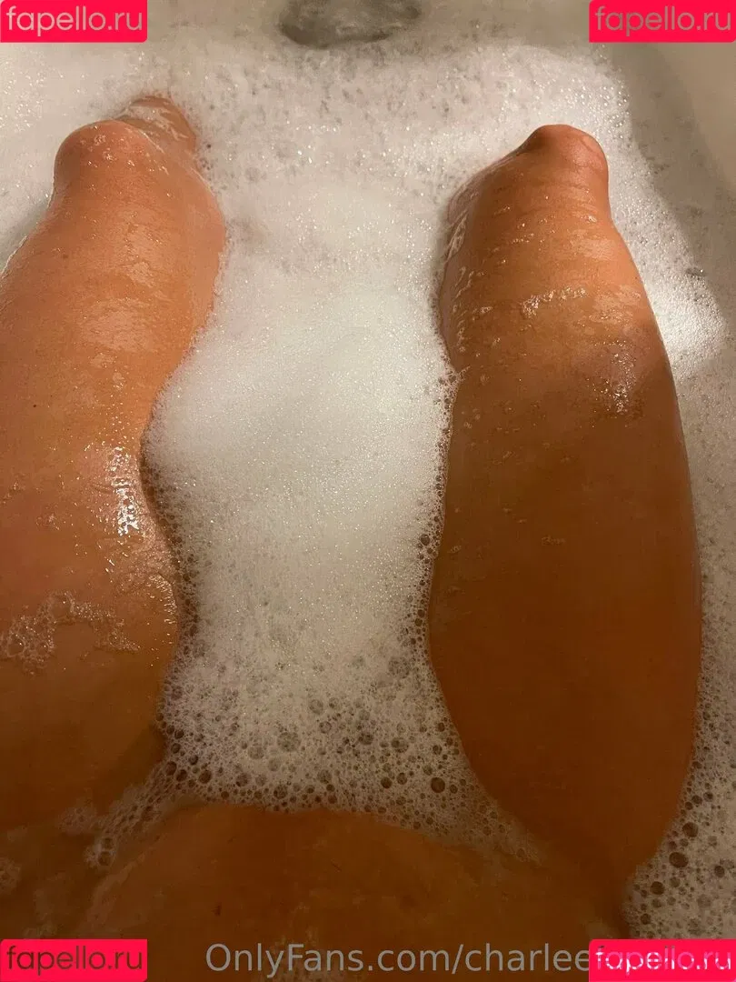 charleexxxrose / piercedpussy_char Onlyfans Photo Gallery 