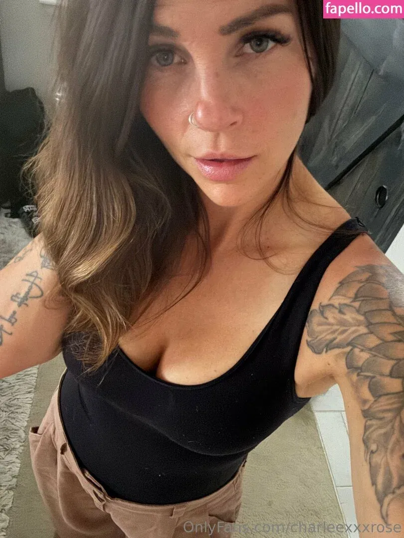 charleexxxrose / piercedpussy_char Onlyfans Photo Gallery 