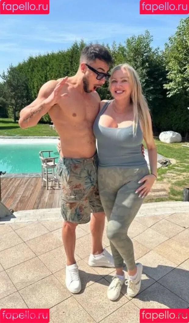 Amber Jayne / Amber_JayneXX / amberjayneofficial Onlyfans Photo Gallery 