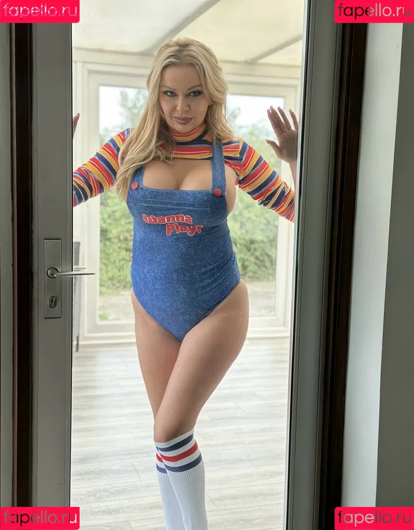 Amber Jayne / Amber_JayneXX / amberjayneofficial Onlyfans Photo Gallery 