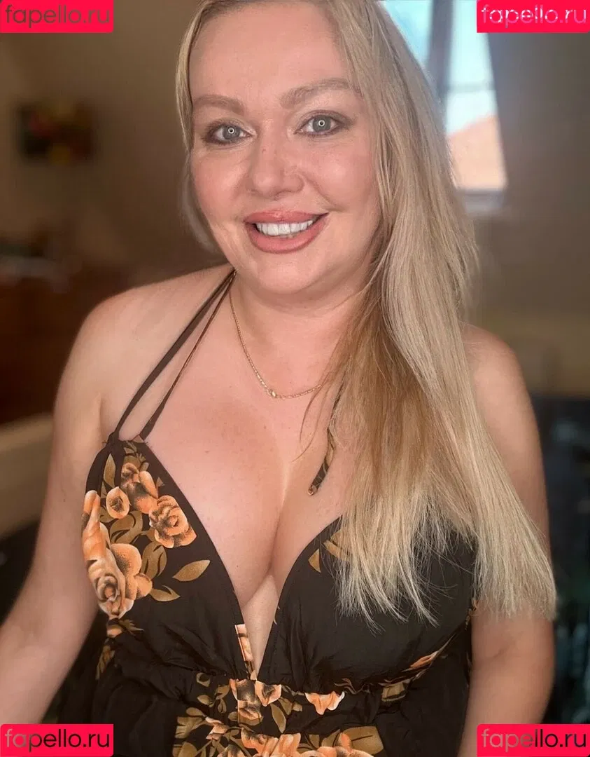 Amber Jayne / Amber_JayneXX / amberjayneofficial Onlyfans Photo Gallery 