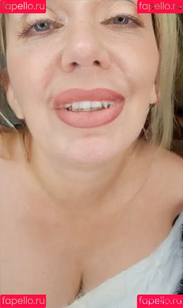 Amber Jayne / Amber_JayneXX / amberjayneofficial Onlyfans Photo Gallery 