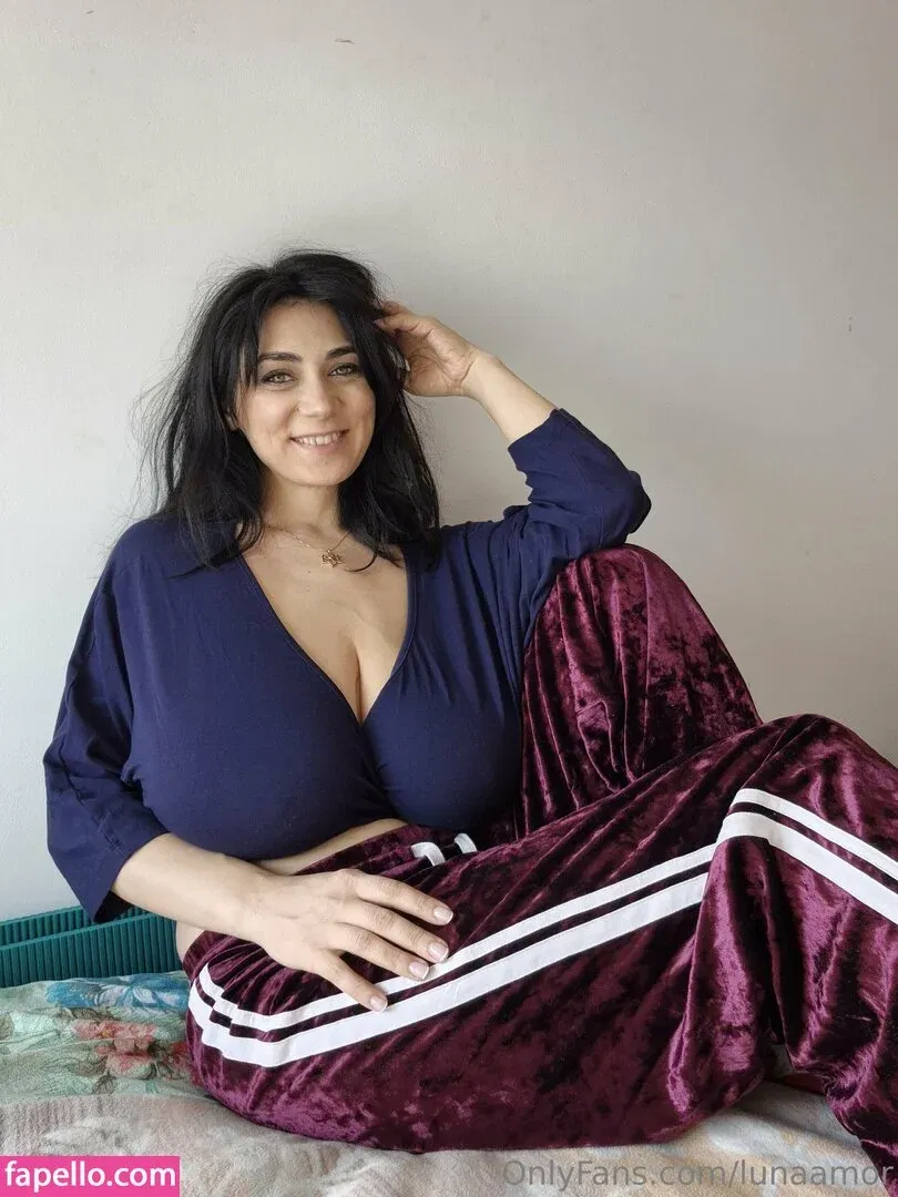 https: / luna_amor_official / lunaamor Onlyfans Photo Gallery 