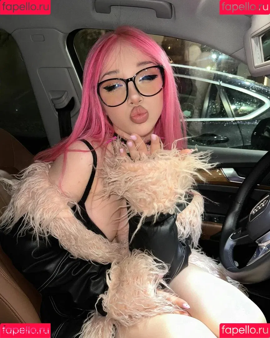 Alice Delish / alice_delish / alicedelish Onlyfans Photo Gallery 