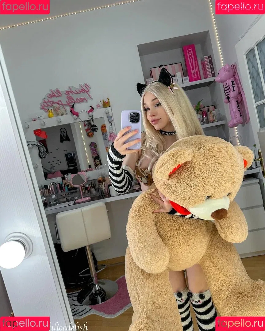 Alice Delish / alice_delish / alicedelish Onlyfans Photo Gallery 