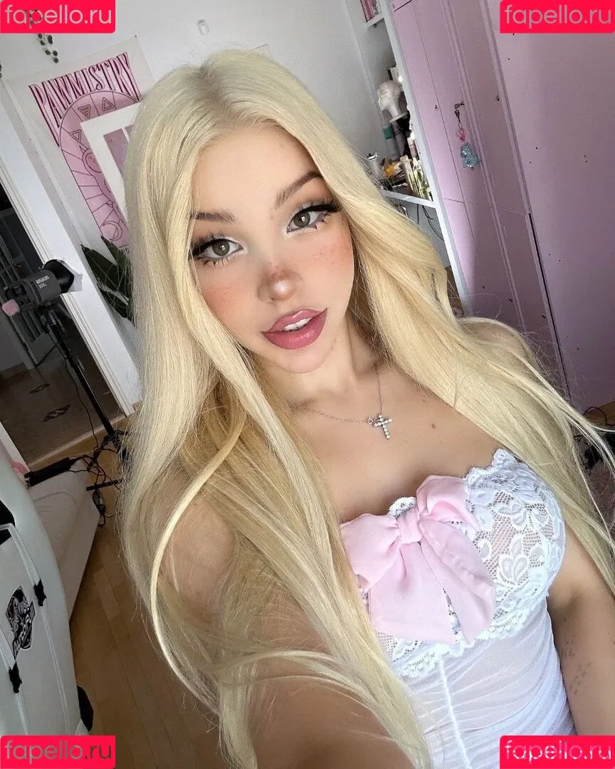 Alice Delish / alice_delish / alicedelish Onlyfans Photo Gallery 