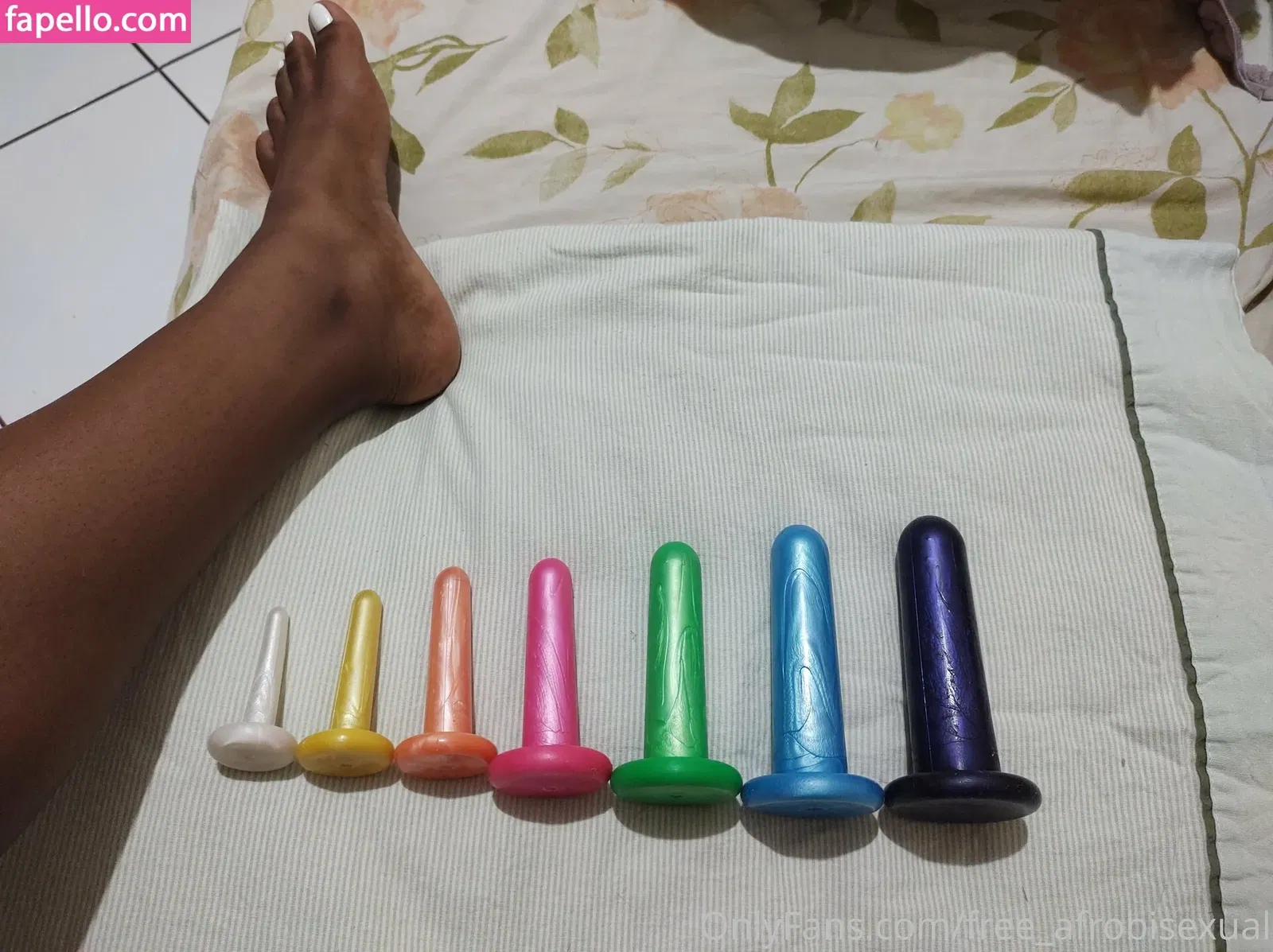 free_afrobisexual / obscureoccultist Onlyfans Photo Gallery 