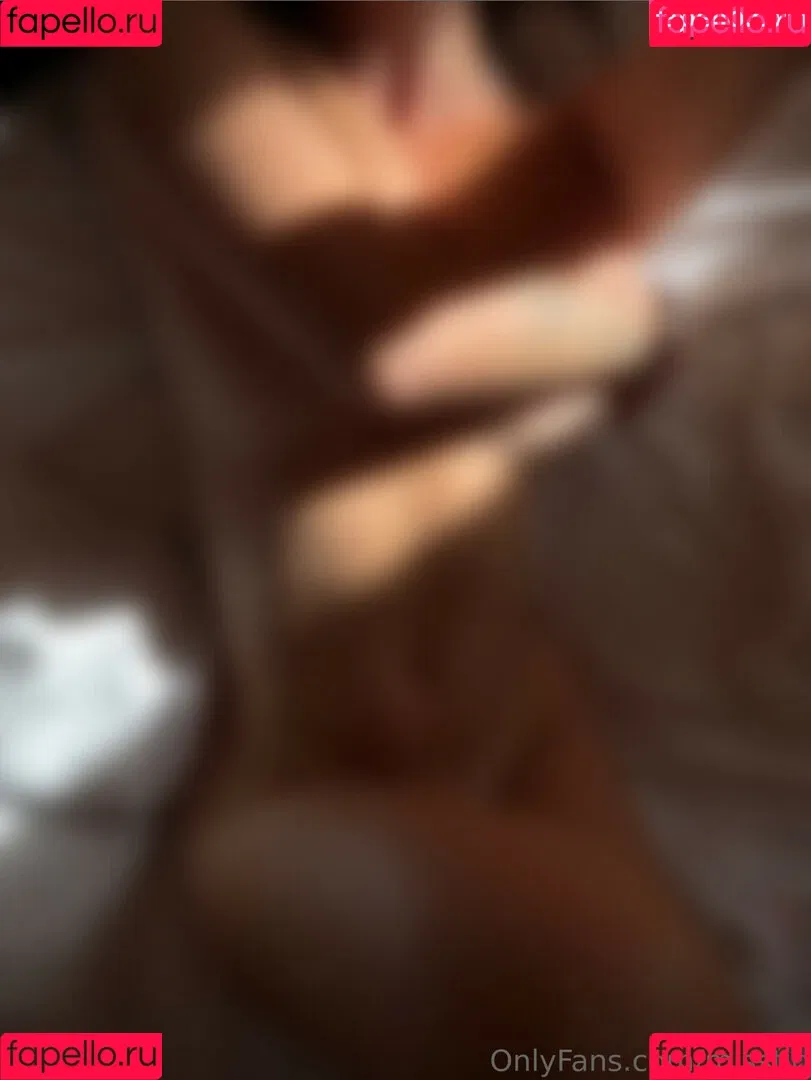 Julia / prettylittlething / pretylittlething Onlyfans Photo Gallery 