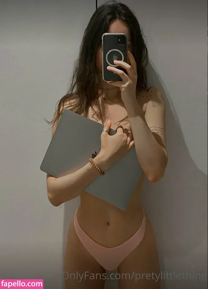 Julia / prettylittlething / pretylittlething Onlyfans Photo Gallery 