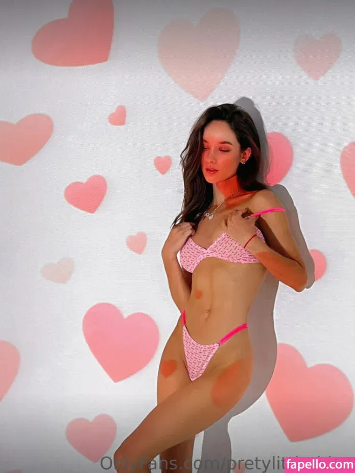 Julia / prettylittlething / pretylittlething Onlyfans Photo Gallery 