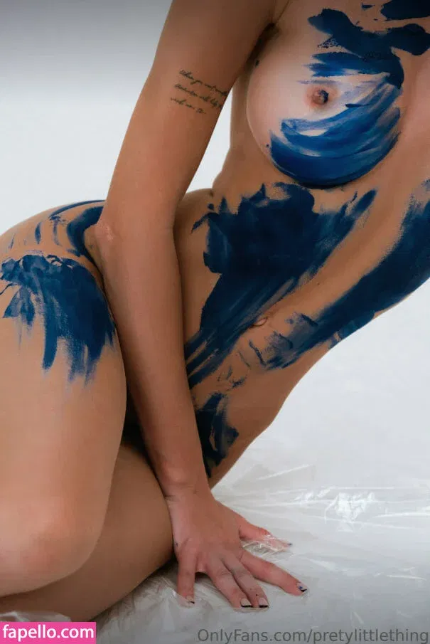 Julia / prettylittlething / pretylittlething Onlyfans Photo Gallery 