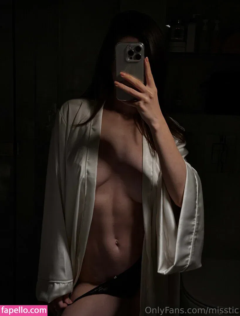 Julia / prettylittlething / pretylittlething Onlyfans Photo Gallery 