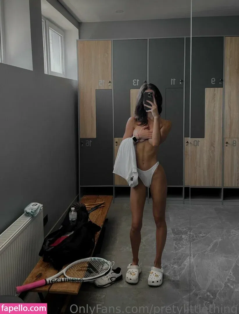 Julia / prettylittlething / pretylittlething Onlyfans Photo Gallery 