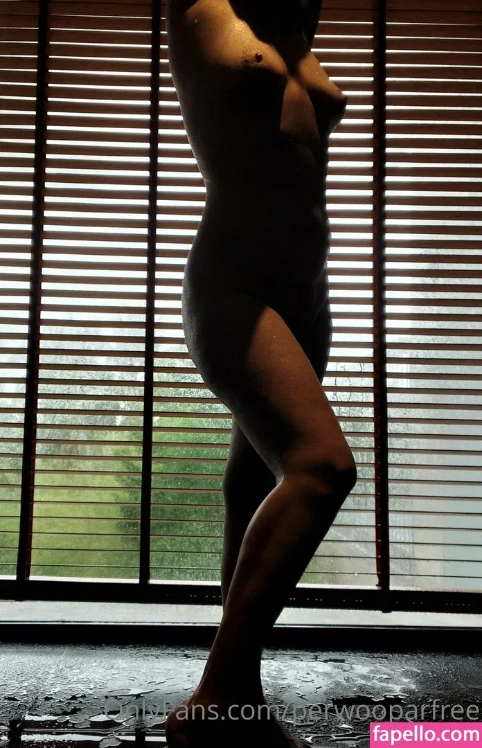 perwooparfree / theworldbefree Onlyfans Photo Gallery 