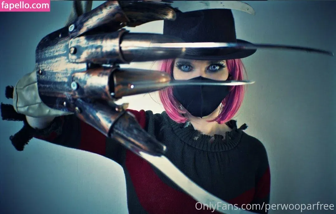 perwooparfree / theworldbefree Onlyfans Photo Gallery 