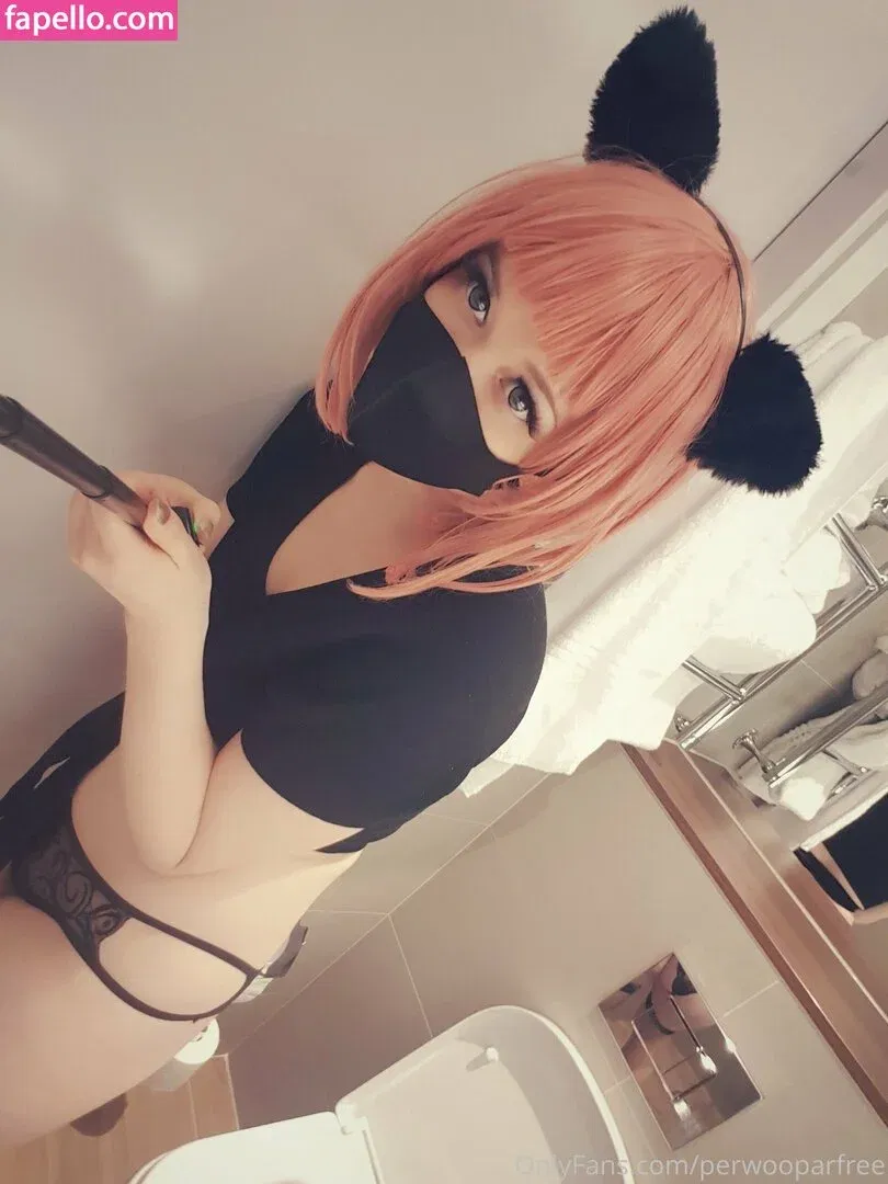 perwooparfree / theworldbefree Onlyfans Photo Gallery 