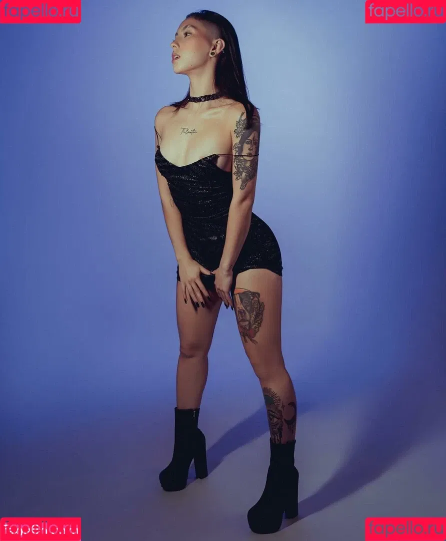 LupeHikari Onlyfans Photo Gallery 